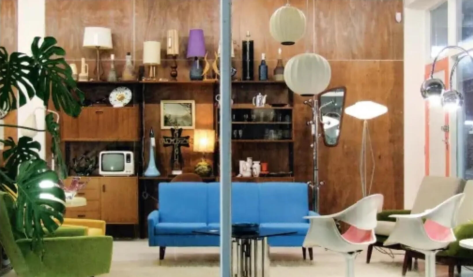 Mid Century modern furniture upholstery & Restoration specialists Furnichur Lake Taupo